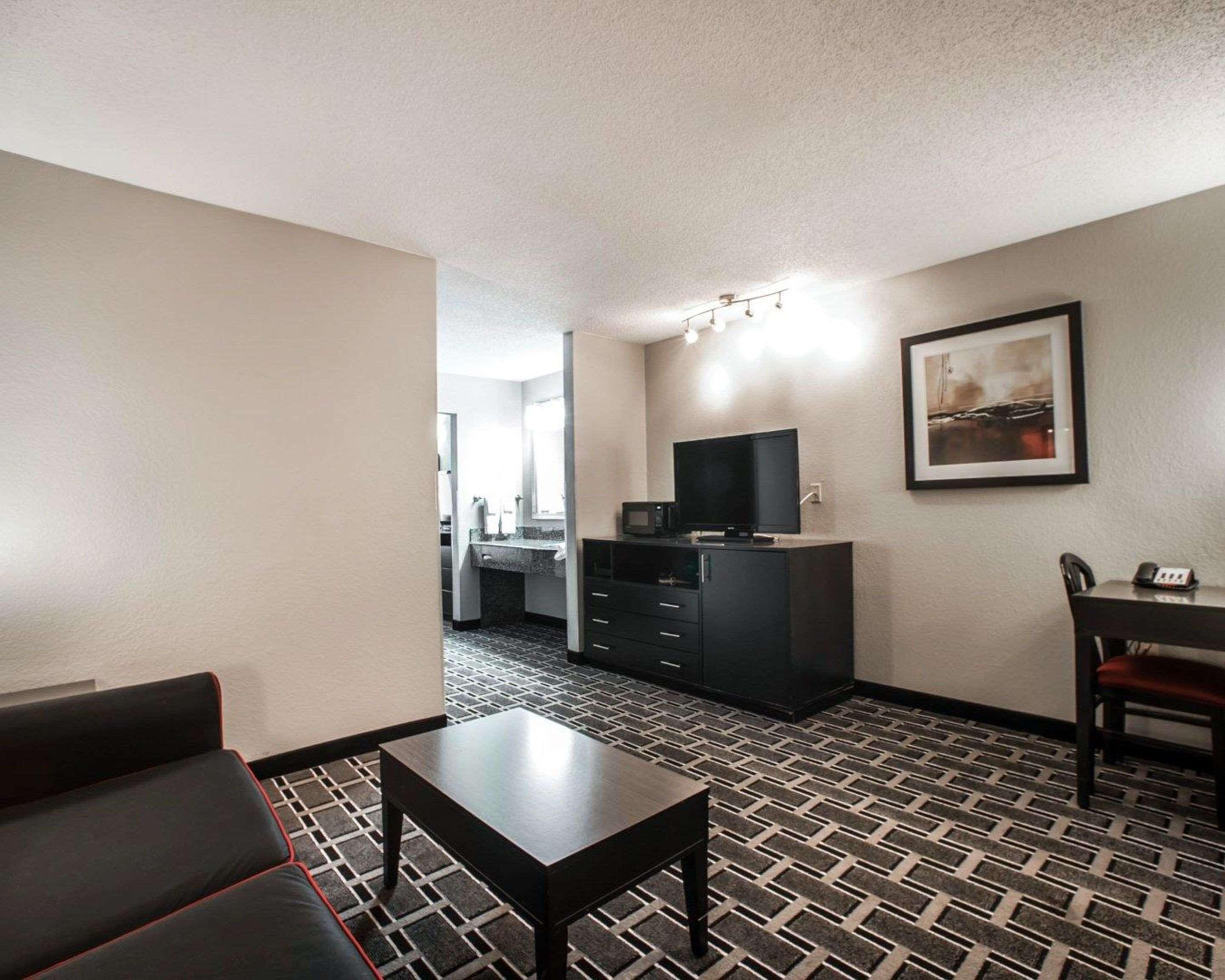 Comfort Suites Nashville Airport - Bna Exteriör bild