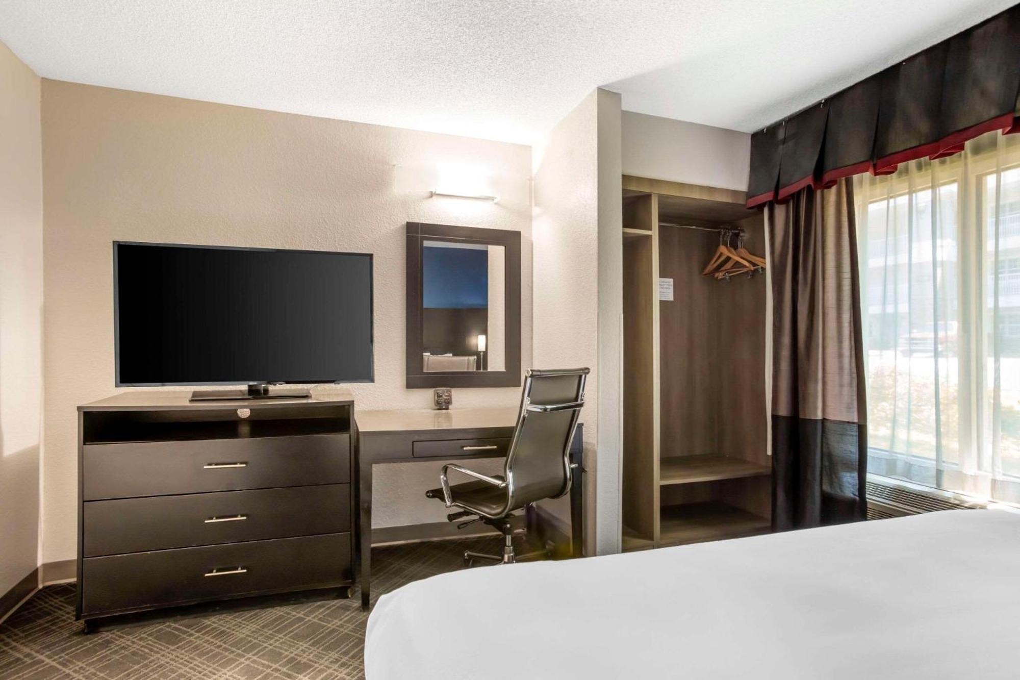 Comfort Suites Nashville Airport - Bna Exteriör bild