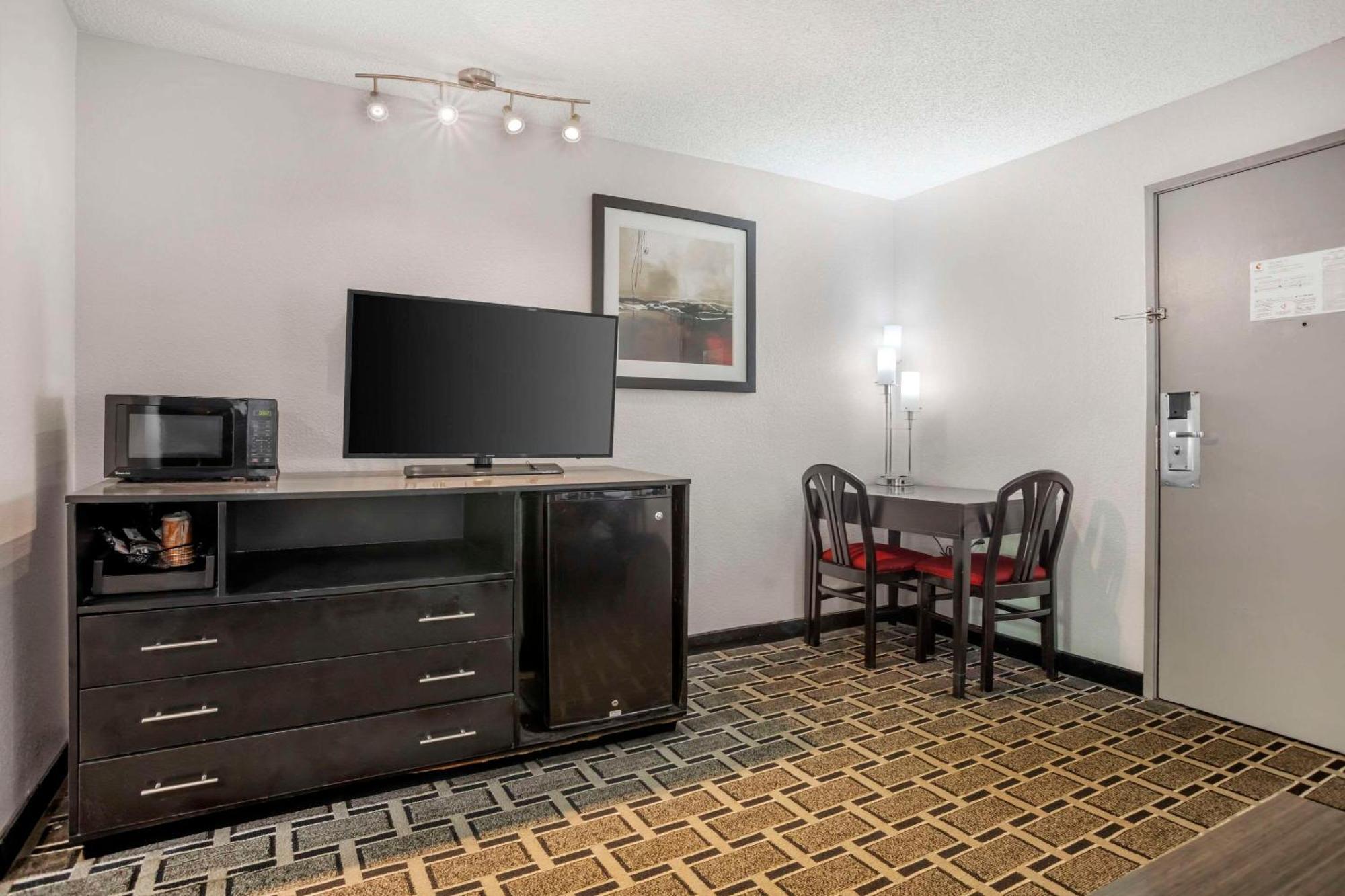 Comfort Suites Nashville Airport - Bna Exteriör bild
